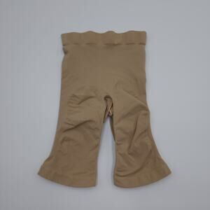 Skims Seamless Sculpt Mid Thigh Shorts in Tan Size S/M